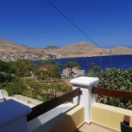 아파트 Kalypso Chalki Town